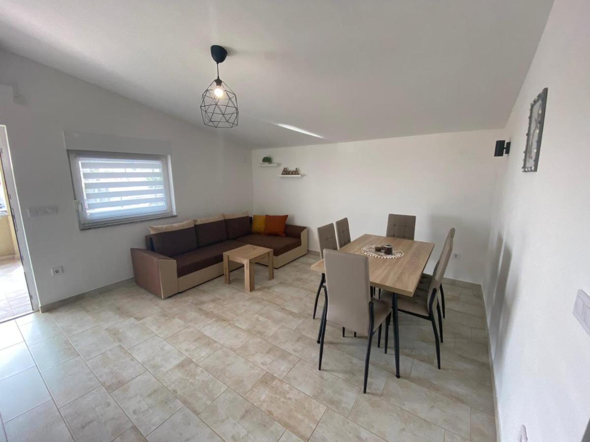 Zrinec Apartman Vir Kültér fotó