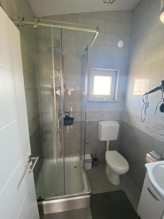Zrinec Apartman Vir Kültér fotó