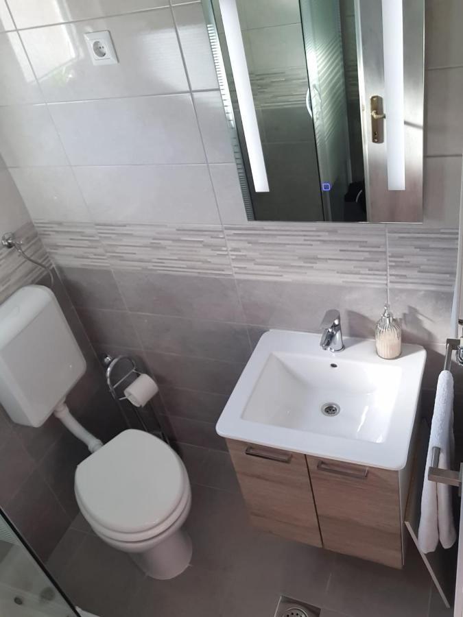 Zrinec Apartman Vir Kültér fotó